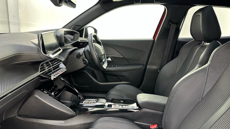 Used Peugeot E-2008 2022 for sale - 76971913: Photo 26