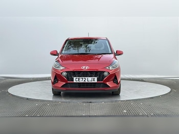 Used Hyundai i10 2022 for sale - 76302741: Photo