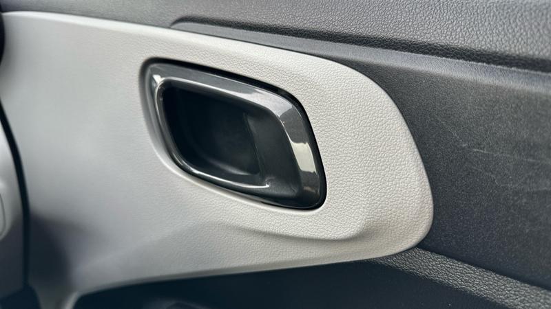 Used Hyundai i10 2022 for sale - 76302741: Photo 42