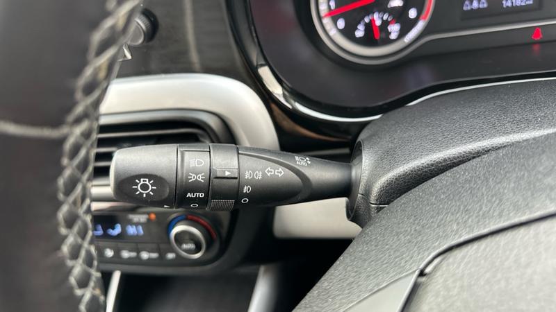 Used Hyundai i10 2022 for sale - 76302741: Photo 48