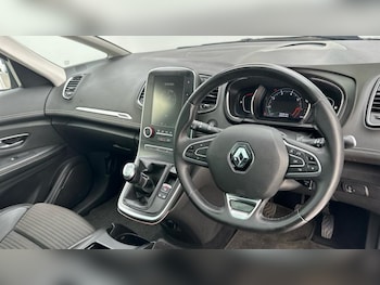 Used Renault Grand Scenic 2020 for sale - 75160245: Photo