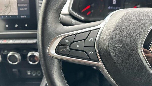 Used Renault Captur 2022 for sale - 76131414: Photo 42