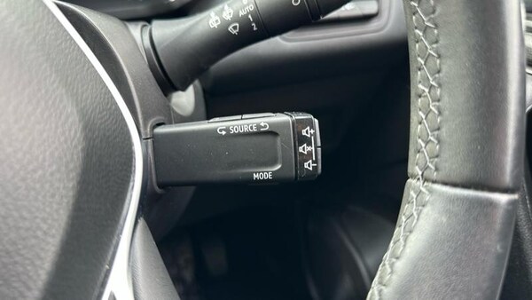 Used Renault Captur 2022 for sale - 76131414: Photo 52