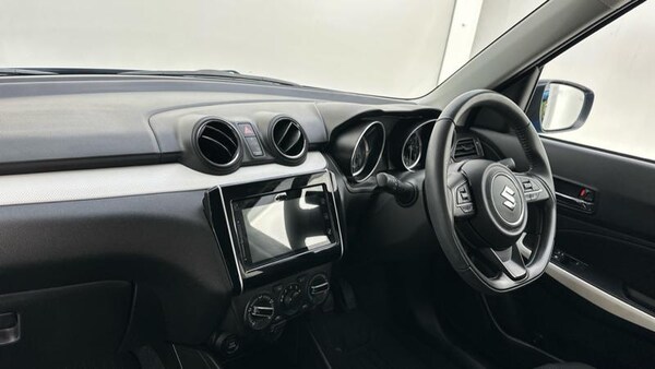 Used Suzuki Swift 2024 for sale - 76172650: Photo 11