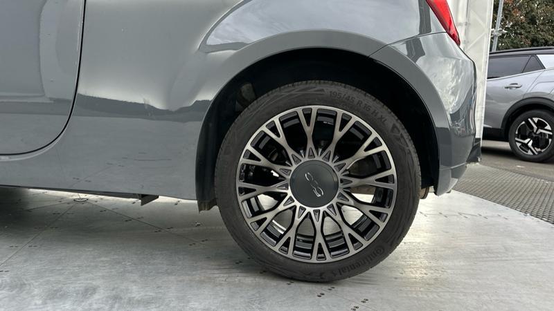 Used Fiat 500C 2019 for sale - 76017140: Photo 18