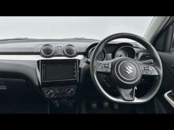 Used Suzuki Swift 2024 for sale - 75095719: Photo