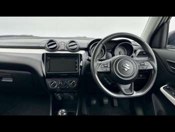 Used Suzuki Swift 2024 for sale - 75124235: Photo