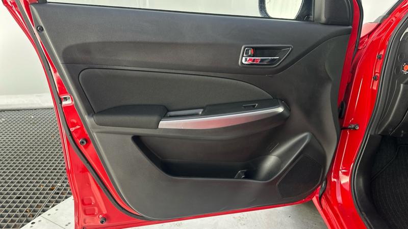 Used Suzuki Swift 2022 for sale - 77274905: Photo 34