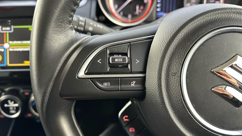 Used Suzuki Swift 2022 for sale - 77274905: Photo 49