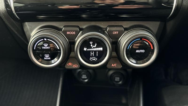 Used Suzuki Swift 2022 for sale - 77274905: Photo 59