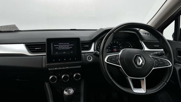 Used Renault Captur 2022 for sale - 75586874: Photo 4