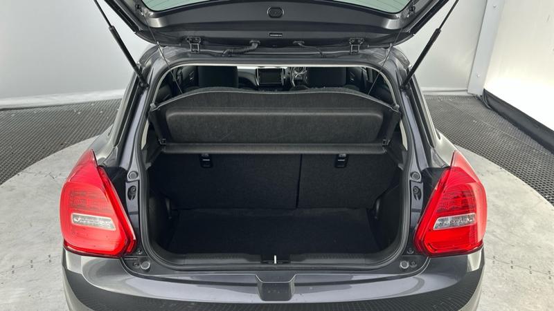 Used Suzuki Swift 2023 for sale - 76919955: Photo 15