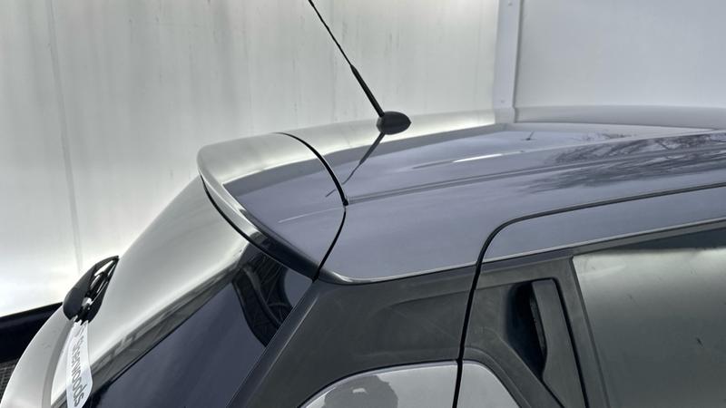 Used Suzuki Swift 2023 for sale - 76919955: Photo 32