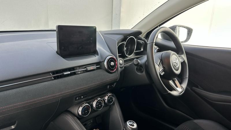 Used Mazda Mazda2 2024 for sale - 77025858: Photo 11