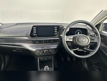 Used Hyundai i20 2022 for sale - 77225876: Photo