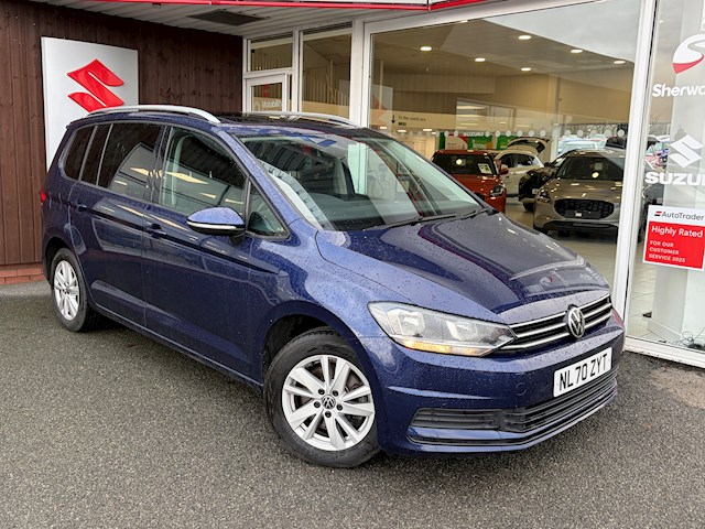 Used Volkswagen Touran 2020 for sale - 77393917: Photo 1