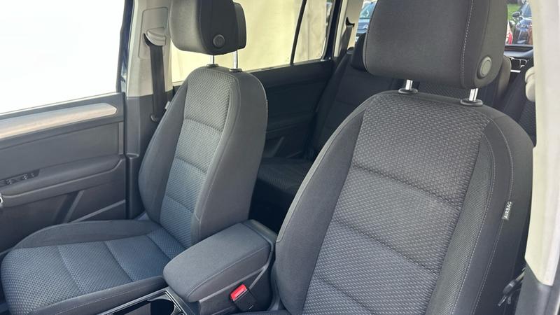 Used Volkswagen Touran 2020 for sale - 77393917: Photo 30