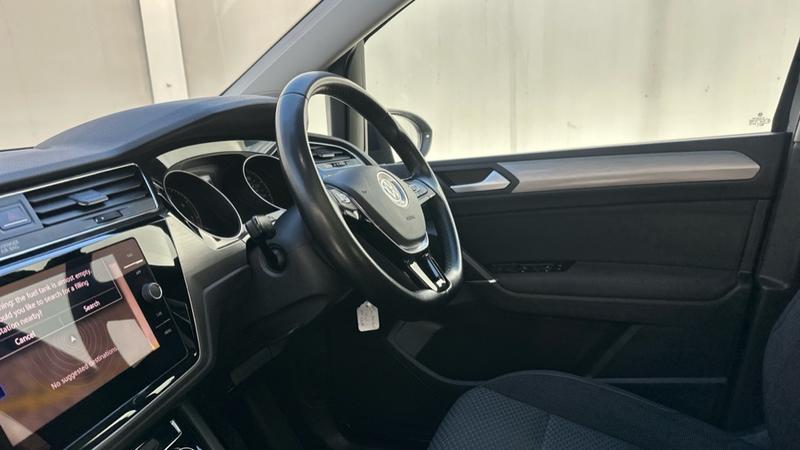 Used Volkswagen Touran 2020 for sale - 77393917: Photo 40