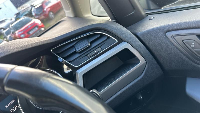 Used Volkswagen Touran 2020 for sale - 77393917: Photo 70