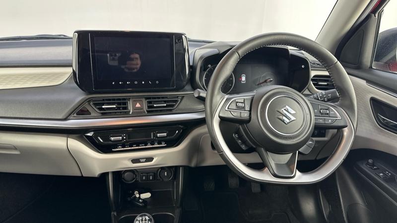 Used Suzuki Swift 2024 for sale - 77532777: Photo 4