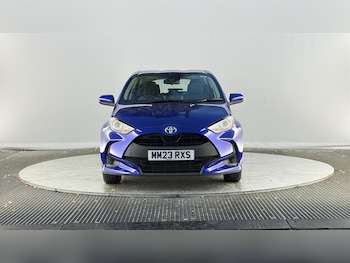 Used Toyota Yaris 2023 for sale - 76664787: Photo