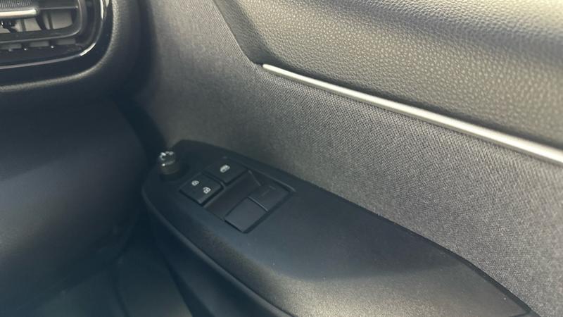 Used Toyota Yaris 2023 for sale - 76664787: Photo 44