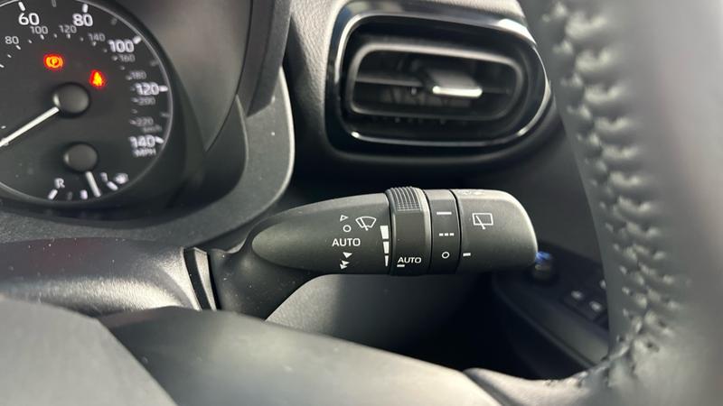 Used Toyota Yaris 2023 for sale - 76664787: Photo 48