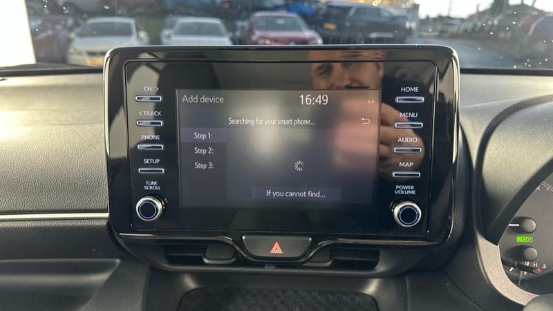 Used Toyota Yaris 2023 for sale - 76664787: Photo 51