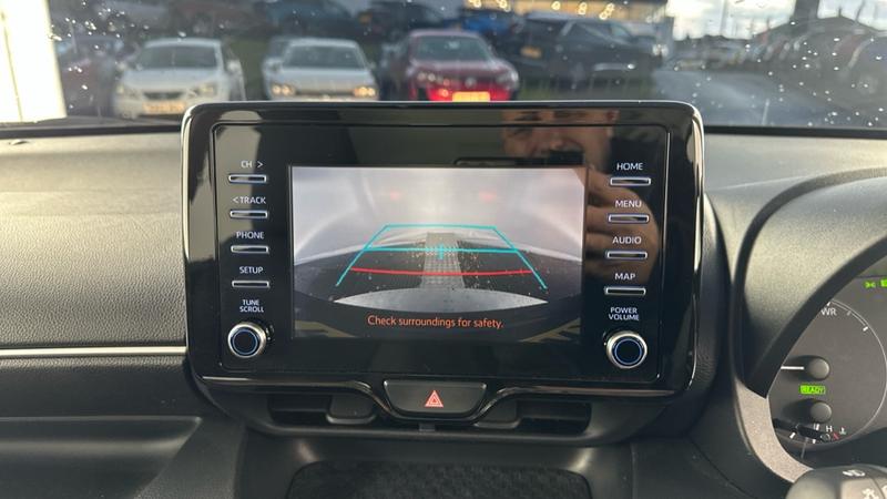 Used Toyota Yaris 2023 for sale - 76664787: Photo 52