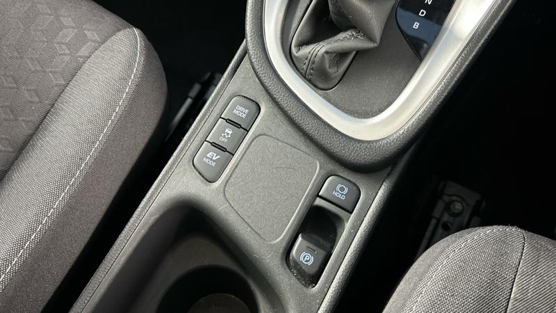 Used Toyota Yaris 2023 for sale - 76664787: Photo 54