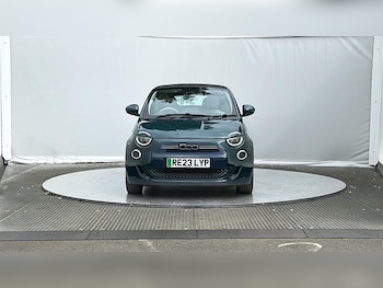 Used Fiat 500e C 2023 for sale - 79008430: Photo