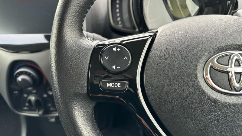 Used Toyota AYGO 2021 for sale - 75932067: Photo 42