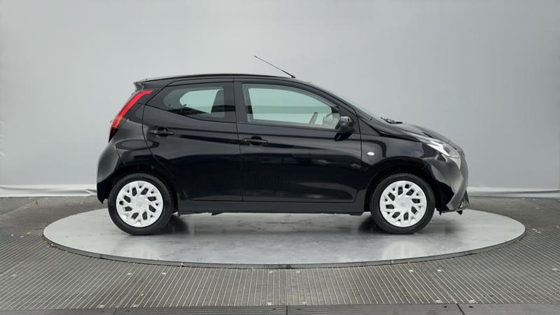 Used Toyota AYGO 2021 for sale - 75932067: Photo 5