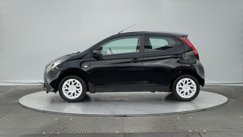 Used Toyota AYGO 2021 for sale - 75932067: Photo 9