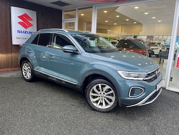 Used Volkswagen T-Roc 2022 for sale - 77407005: Photo