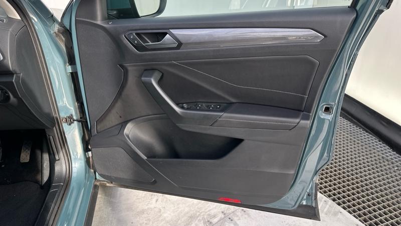 Used Volkswagen T-Roc 2022 for sale - 77407005: Photo 27