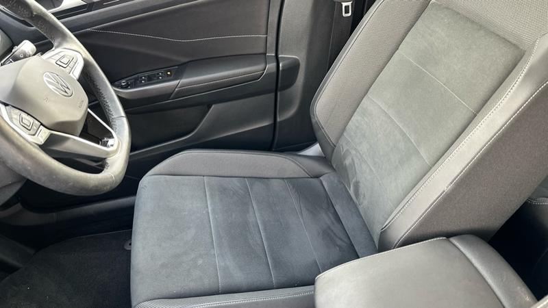 Used Volkswagen T-Roc 2022 for sale - 77407005: Photo 37