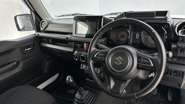 Used Suzuki Jimny 2019 for sale - 76131519: Photo 2