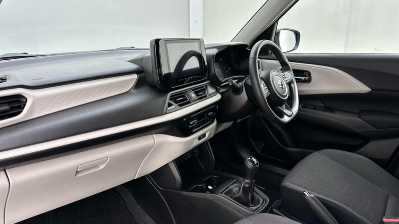 Used Suzuki Swift 2025 for sale - 76172625: Photo 25