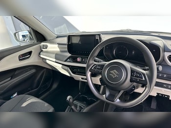 Used Suzuki Swift 2025 for sale - 75922522: Photo