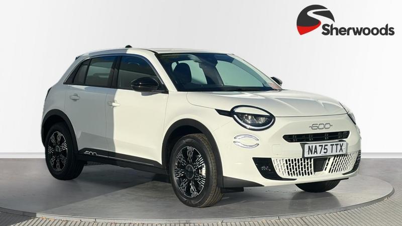 Used Fiat 600 2025 for sale - 76302712: Photo 1