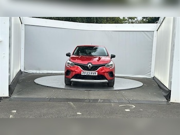 Used Renault Captur 2023 for sale - 79253787: Photo