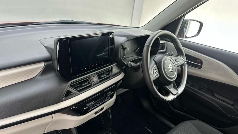 Used Suzuki Swift 2024 for sale - 77442011: Photo 12