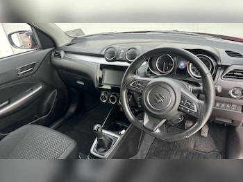 Used Suzuki Swift 2022 for sale - 77599634: Photo