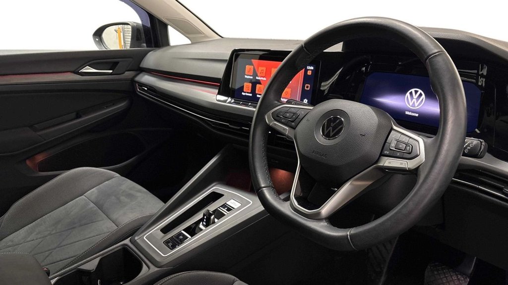 Used Volkswagen Golf 2021 for sale - 77065237: Photo 2