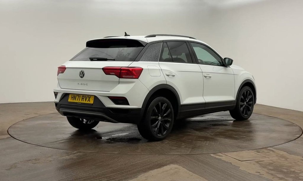 Used Volkswagen T-Roc 2021 for sale - 77748855: Photo 3