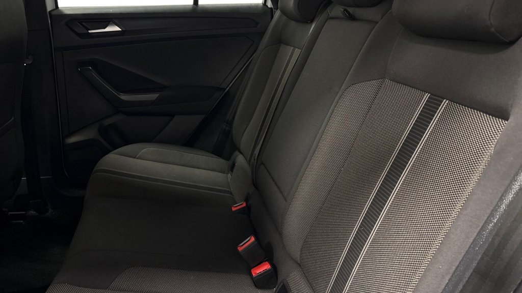 Used Volkswagen T-Roc 2021 for sale - 77748855: Photo 5