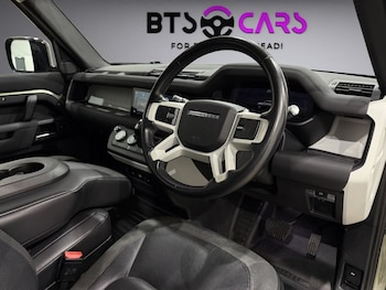 Used Land Rover Defender 2020 for sale - 76698131: Photo