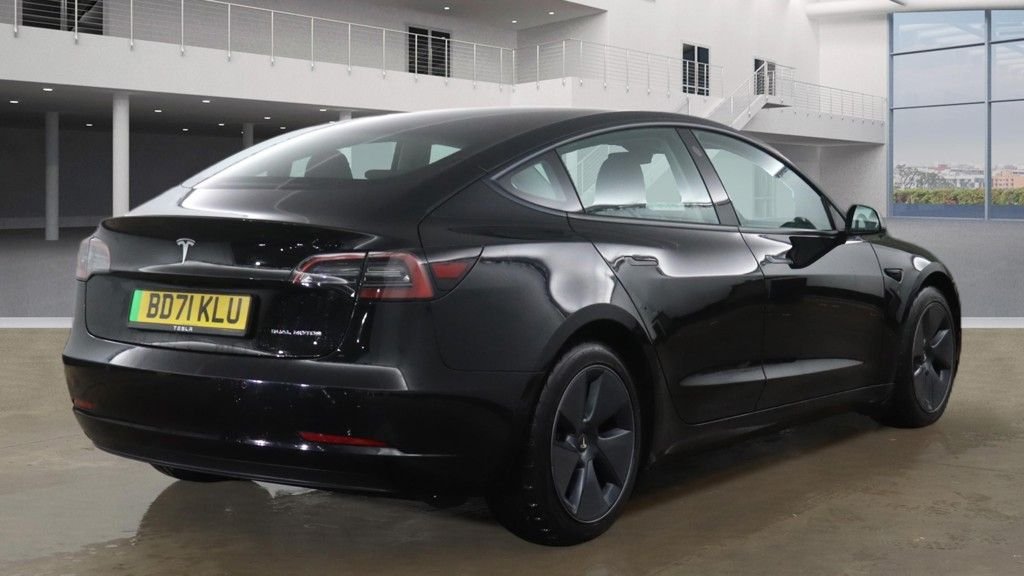 Used Tesla Model 3 2021 for sale - 77356713: Photo 3