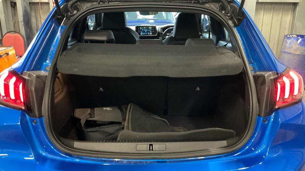 Used Peugeot 208 2020 for sale - 77269157: Photo 7